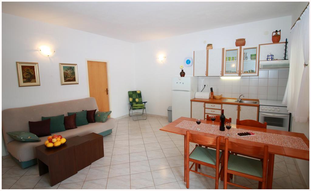 Apartment Benjamin Rogoznica  Eksteriør bilde
